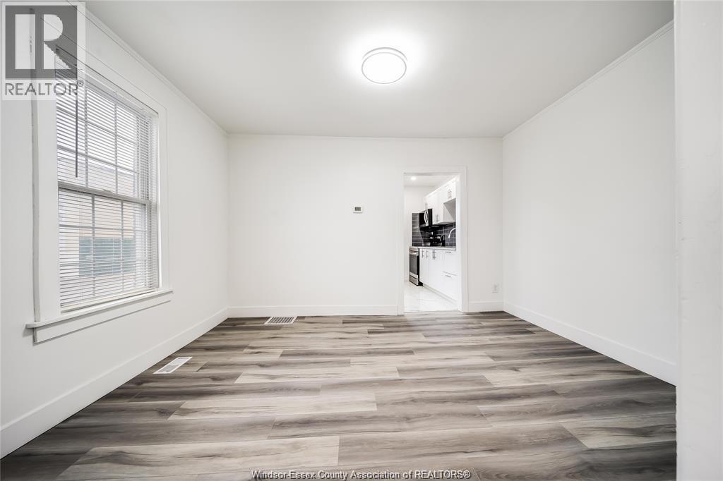 1691 Dougall, Windsor, ON - Indoor Photo Showing Other Room