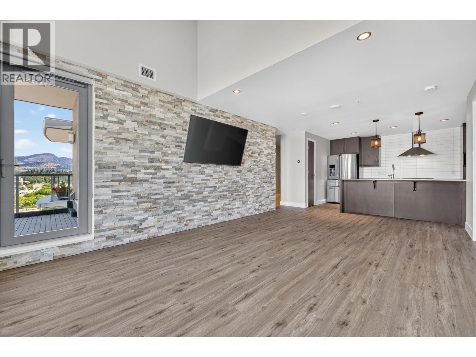 2040 Springfield Road Unit# 1407, Kelowna, BC - Indoor Photo Showing Other Room