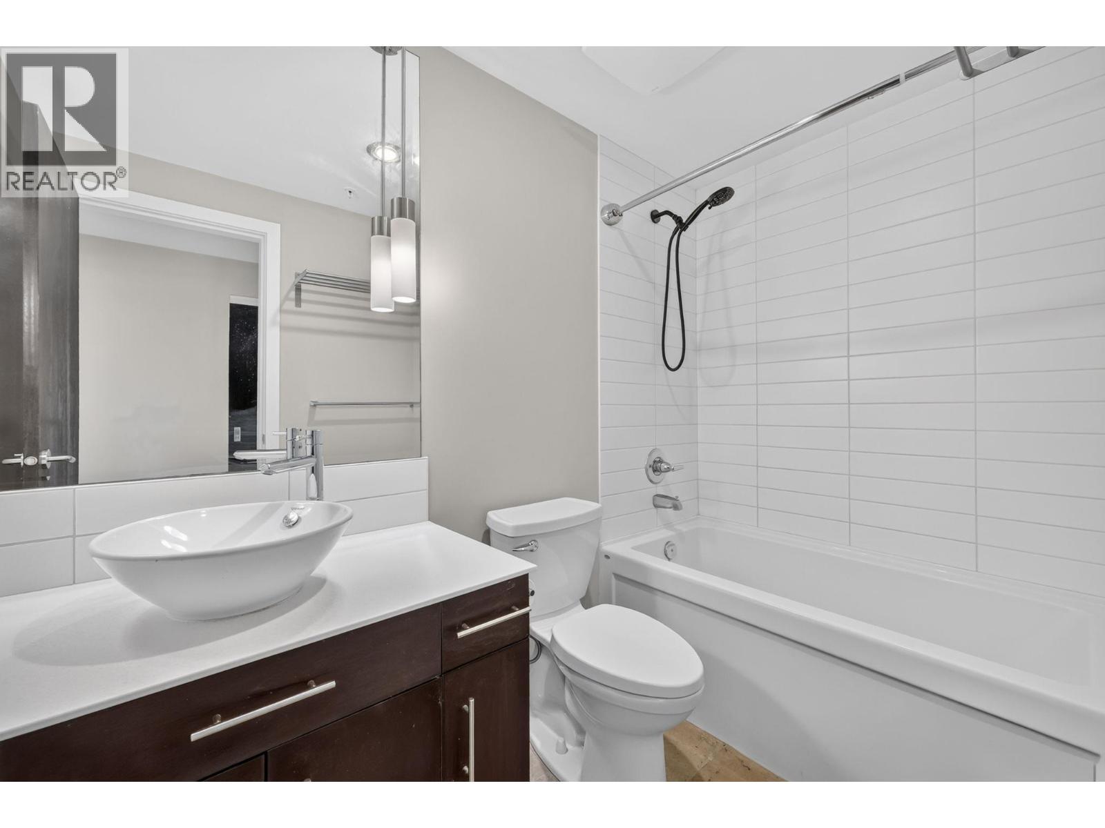 2040 Springfield Road Unit# 1407, Kelowna, BC - Indoor Photo Showing Bathroom