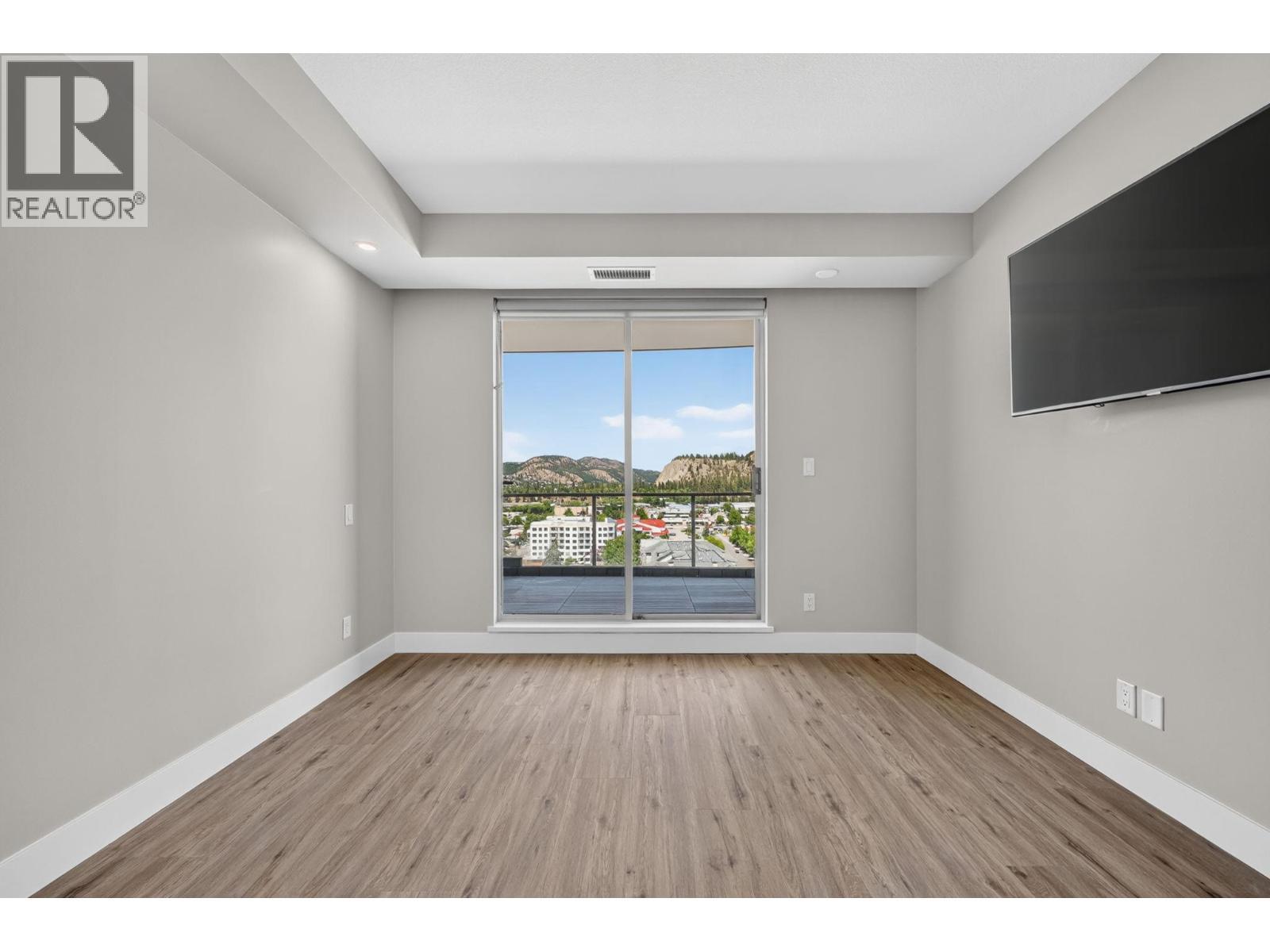 2040 Springfield Road Unit# 1407, Kelowna, BC - Indoor Photo Showing Other Room