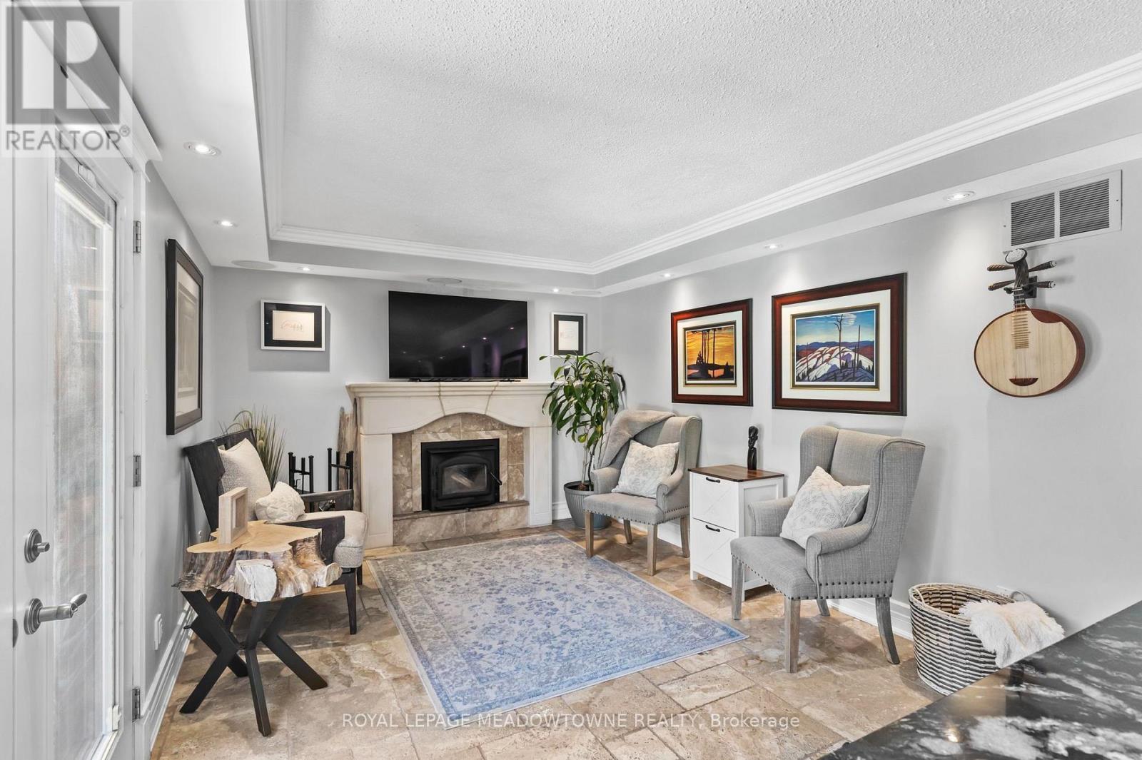 608 Moorelands Crescent, Milton, ON - Indoor Photo Showing Living Room With Fireplace