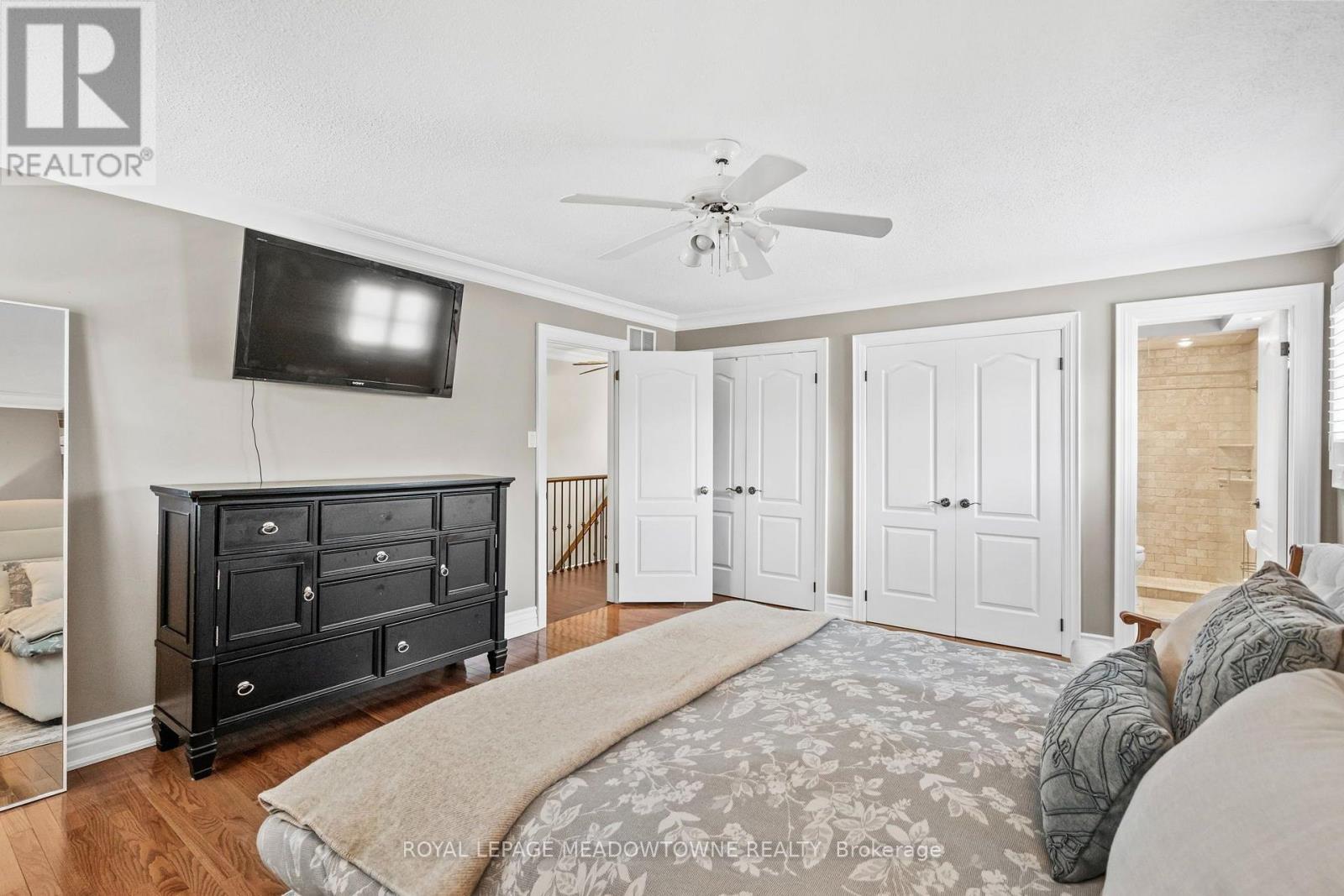 608 Moorelands Crescent, Milton, ON - Indoor Photo Showing Bedroom
