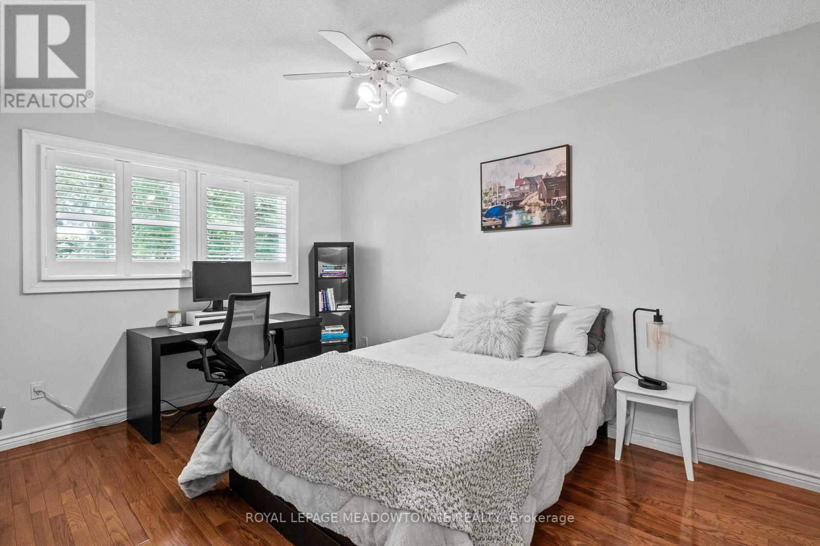 608 Moorelands Crescent, Milton, ON - Indoor Photo Showing Bedroom