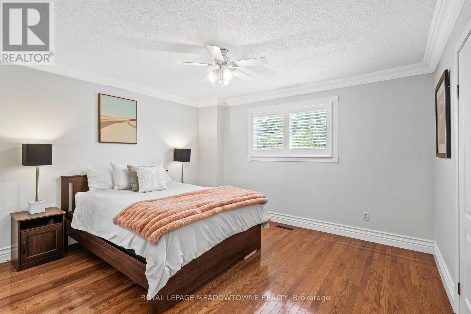 608 Moorelands Crescent, Milton, ON - Indoor Photo Showing Bedroom