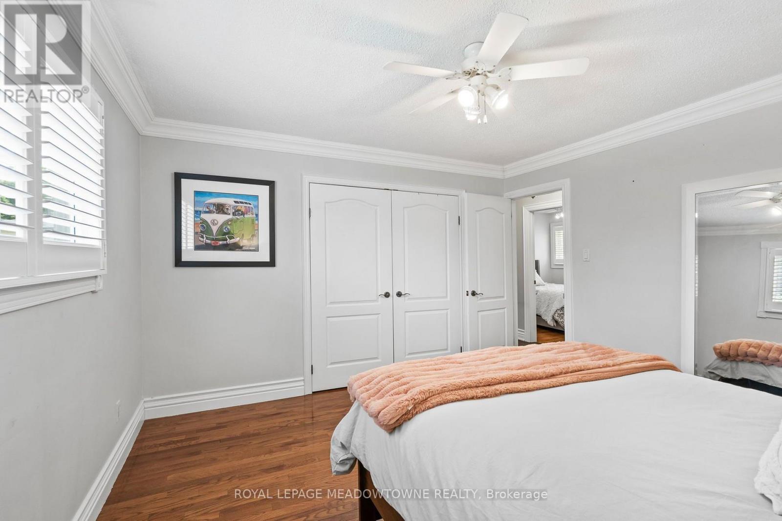 608 Moorelands Crescent, Milton, ON - Indoor Photo Showing Bedroom