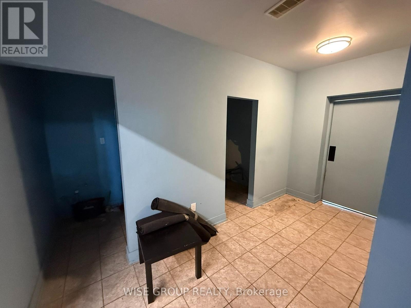 3156 Lenworth Drive, Mississauga, ON