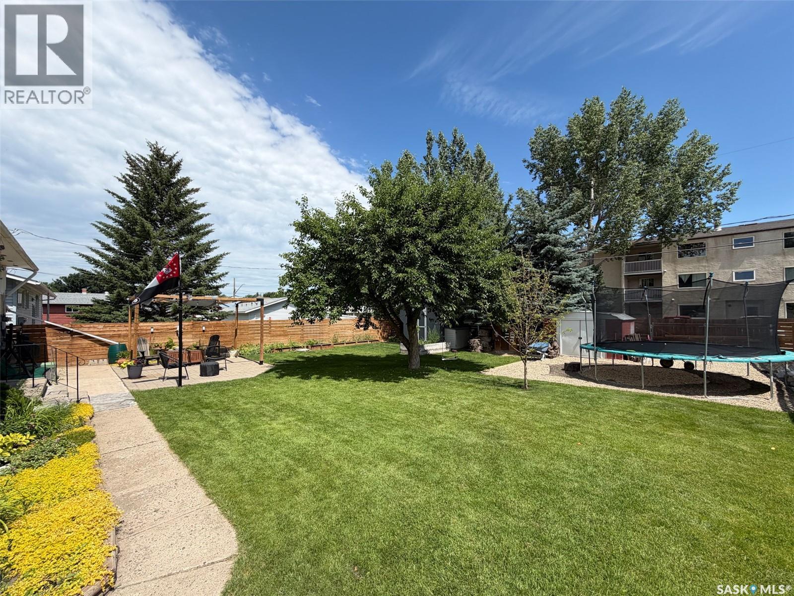 386 4Th Street E, Shaunavon, SK - Outdoor