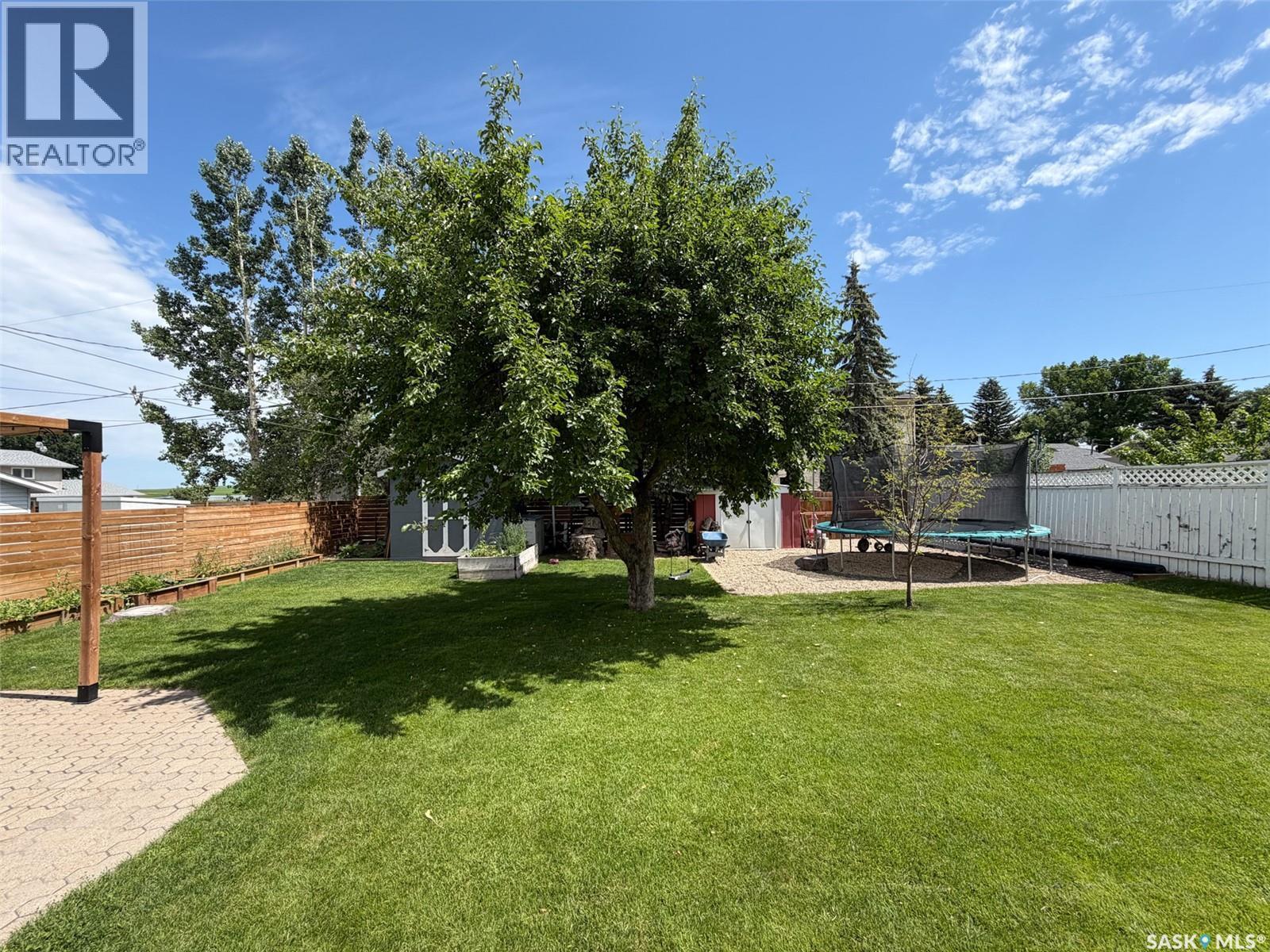 386 4Th Street E, Shaunavon, SK - Outdoor