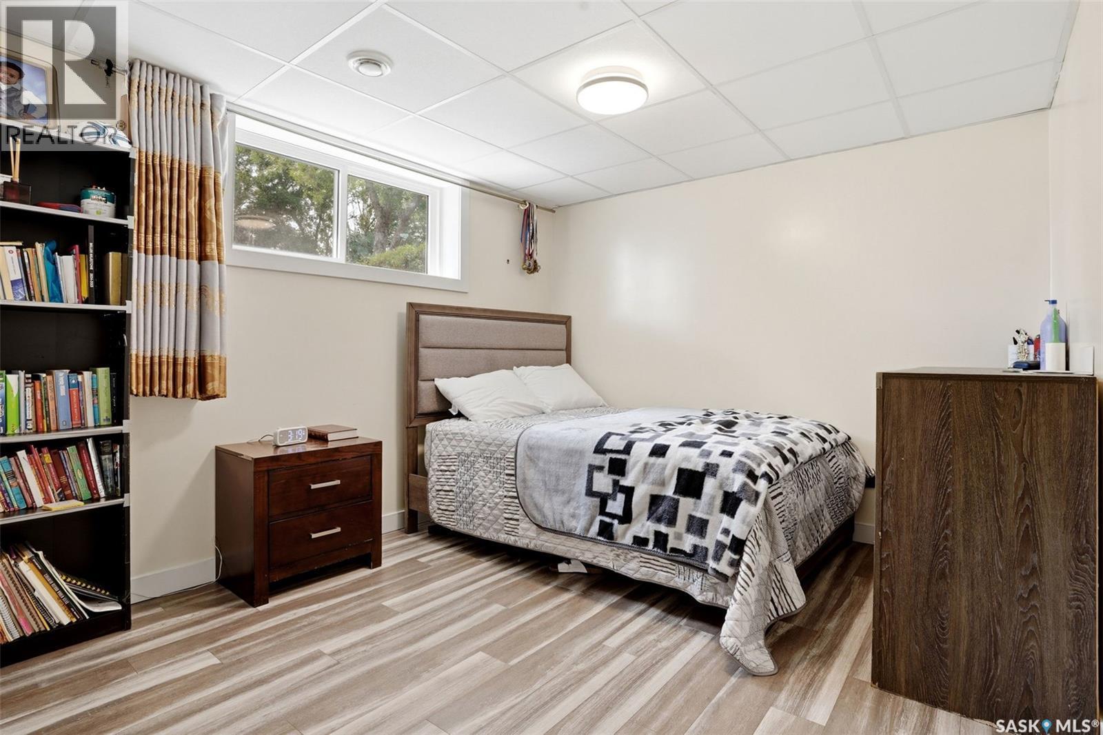46 Mossing Bay, Regina, SK - Indoor Photo Showing Bedroom