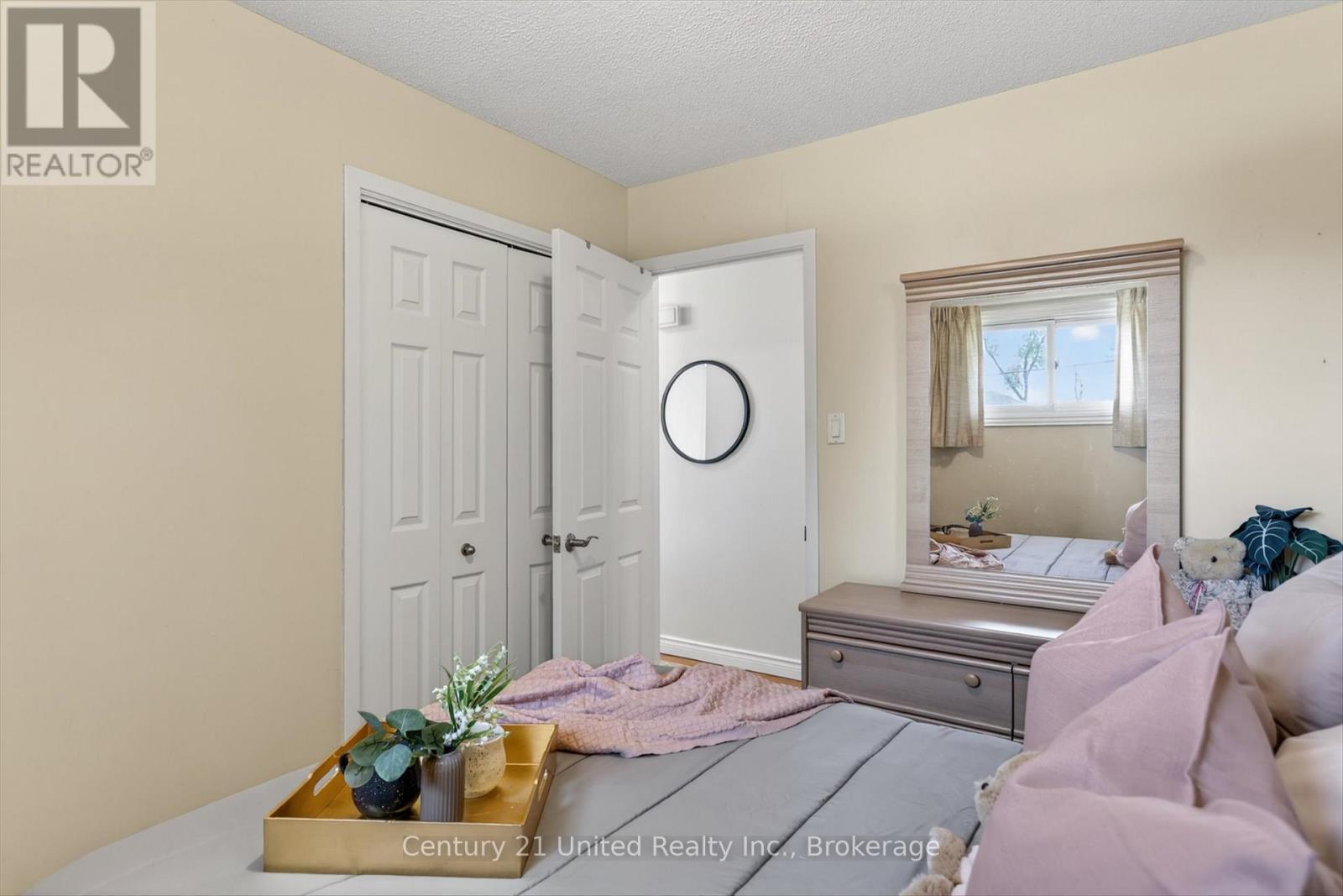 1190 Nuforest Drive, Selwyn, ON - Indoor
