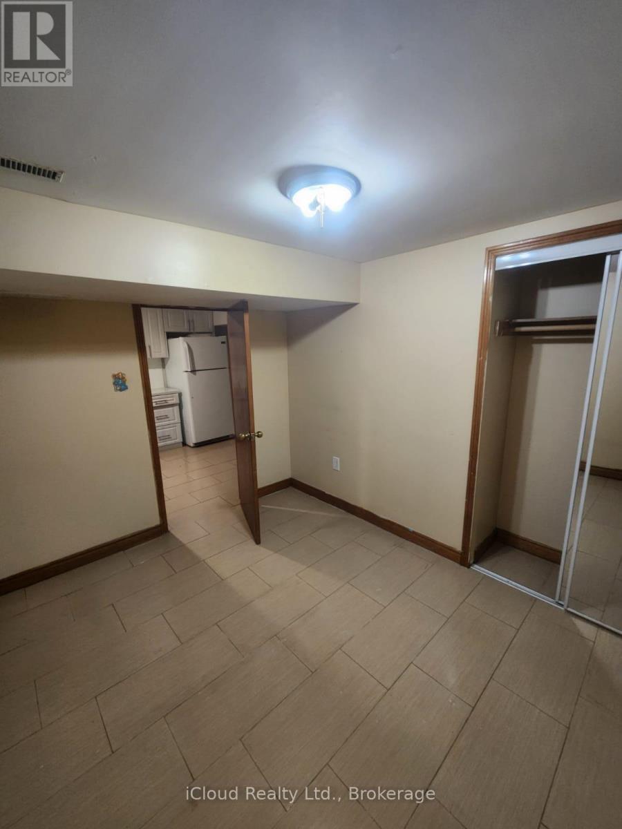 2631 Roblo Road, Mississauga, ON - Indoor Photo Showing Other Room