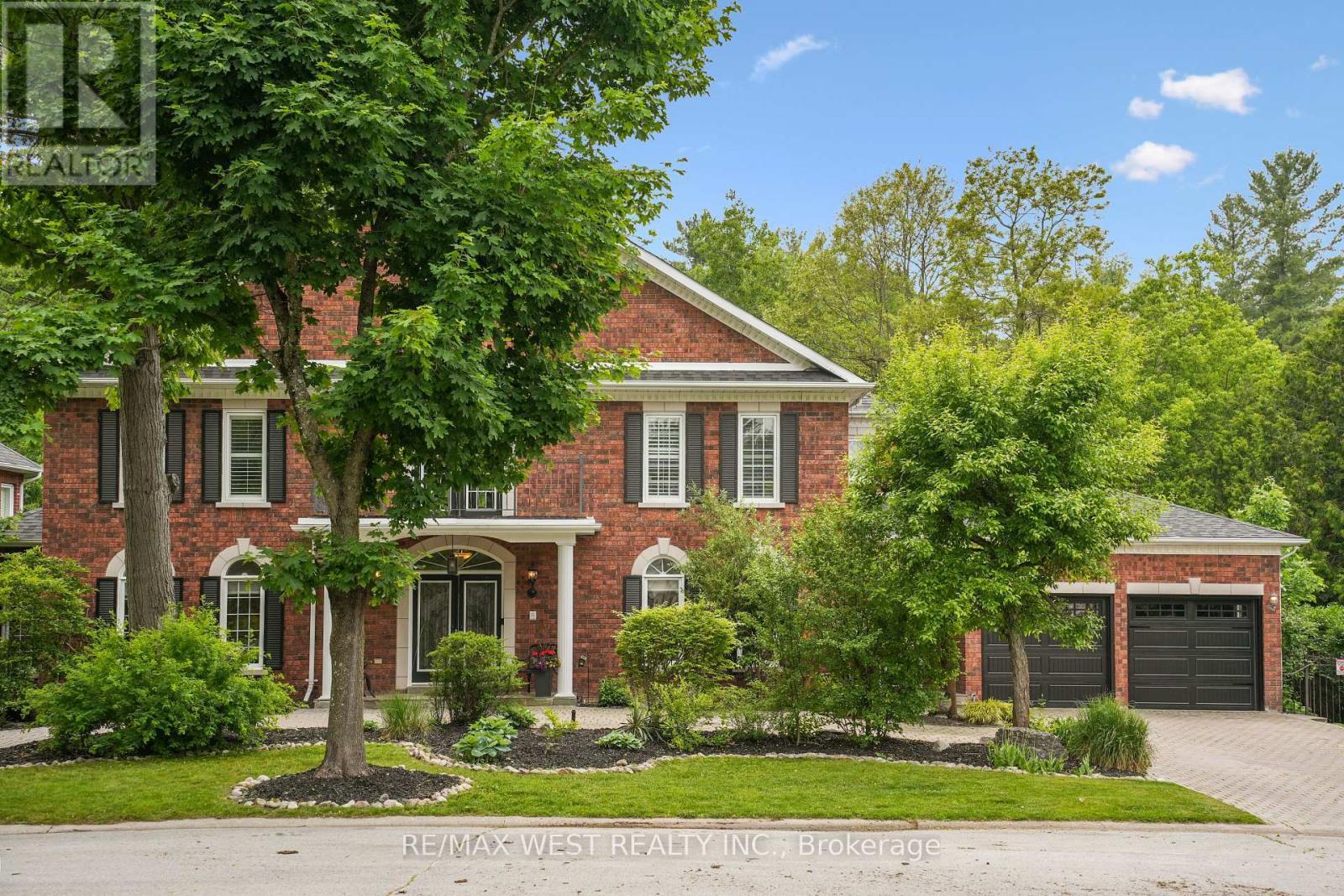 81 Woodview Drive, Pickering, ON - Outdoor With Facade