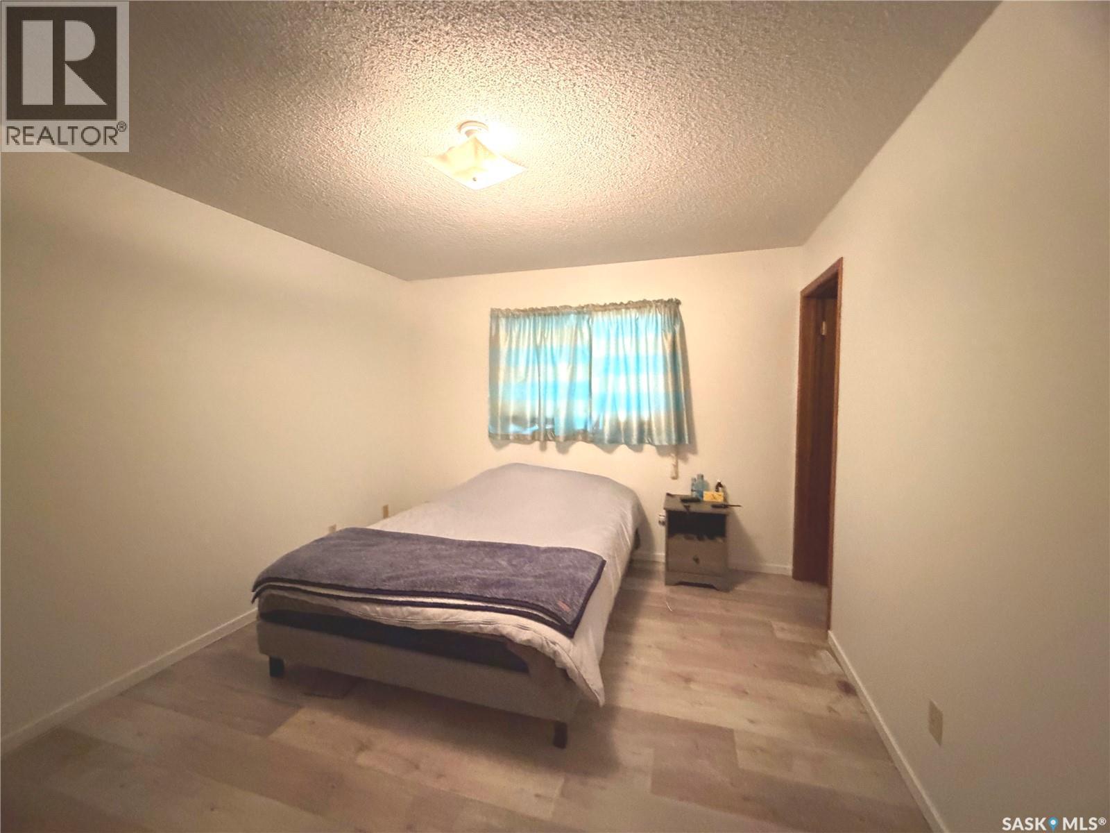 40 Willow Crescent, Fort Qu'Appelle, SK - Indoor Photo Showing Bedroom