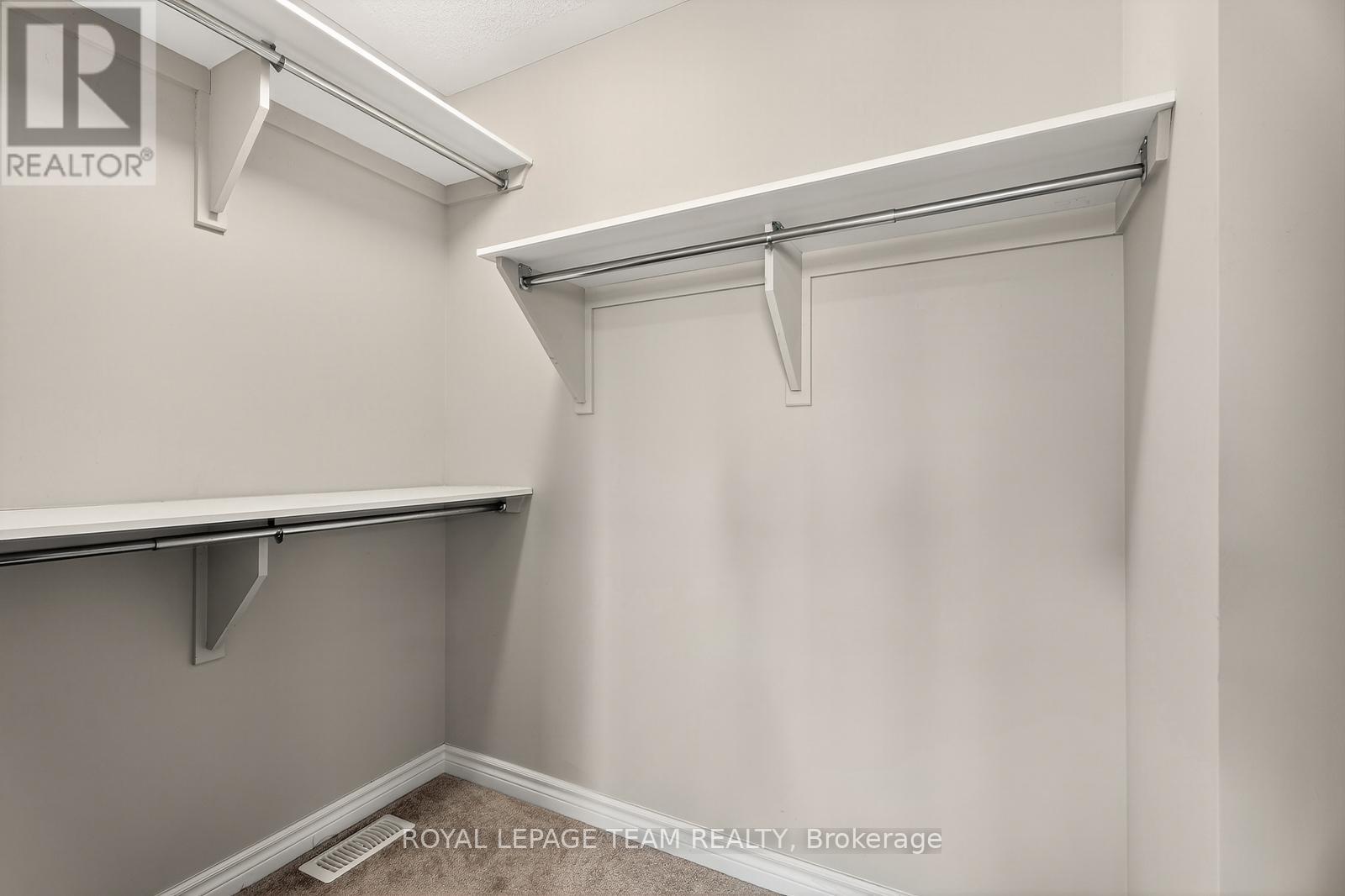 619 Geranium Walk, Ottawa, ON - Indoor With Storage