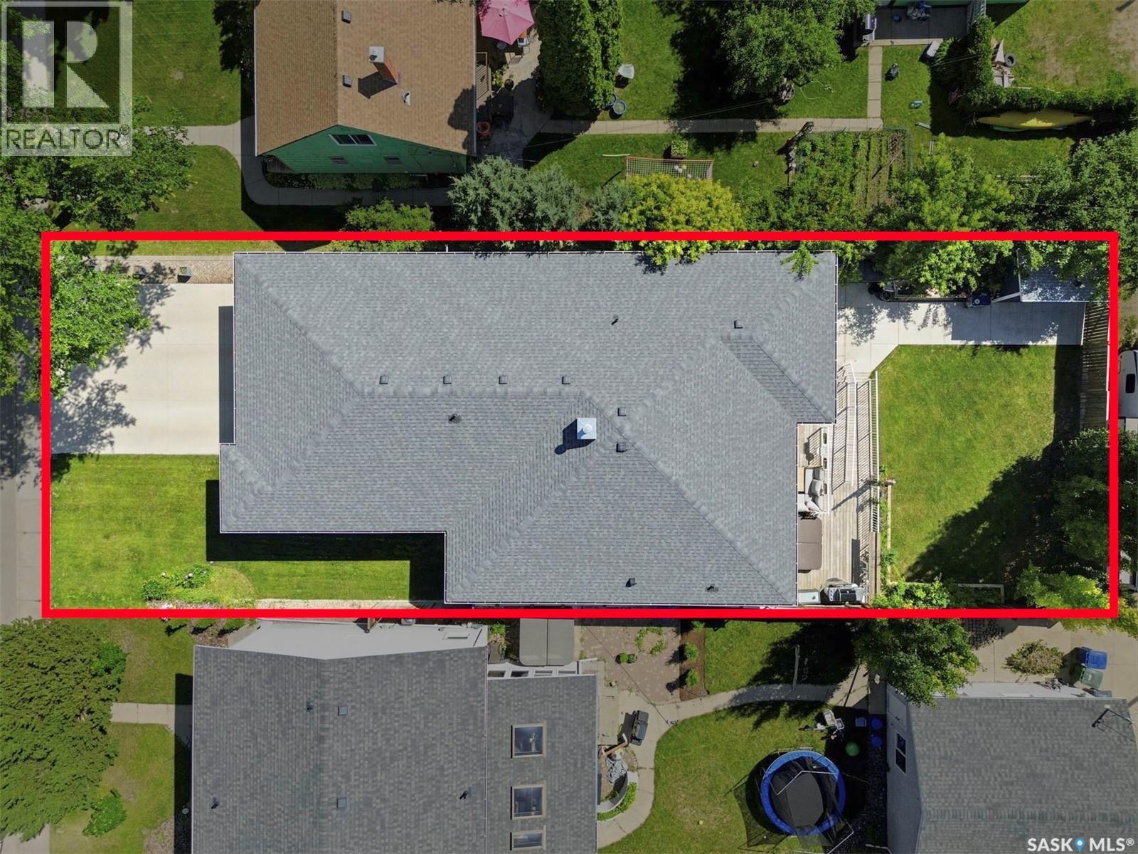1521 10Th Avenue N, Saskatoon, SK - Outdoor