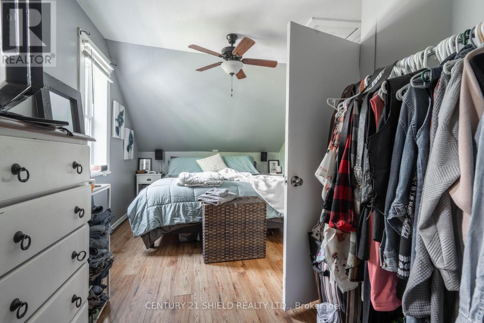 813 York Street, Cornwall, ON - Indoor With Storage