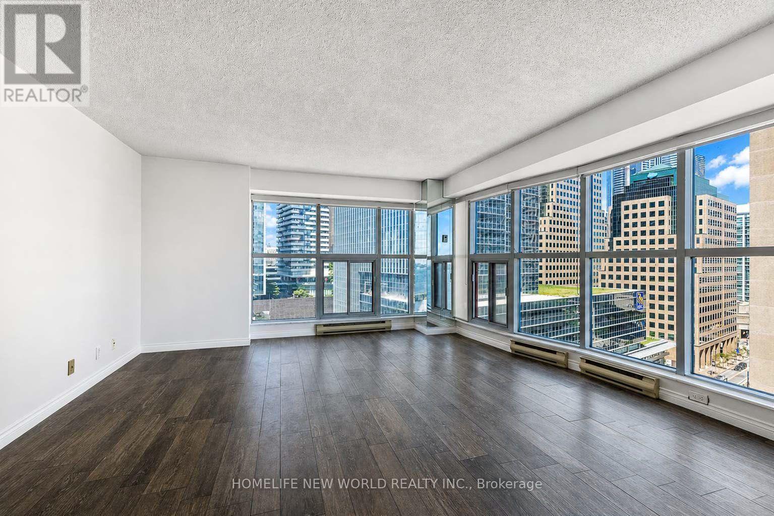 1602 - 77 Harbour Square, Toronto, ON - Indoor