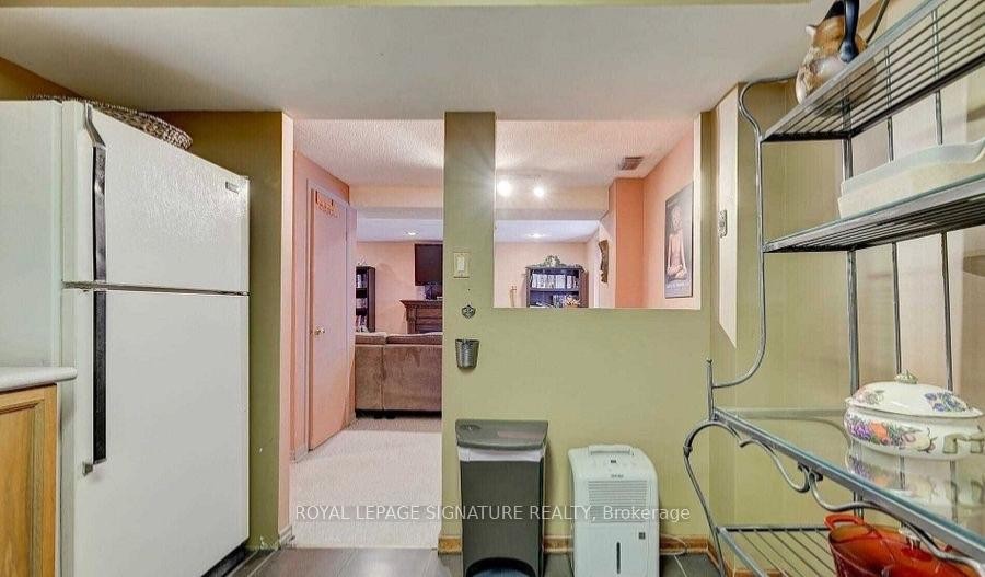608 Springview Drive, Pickering, ON - Indoor Photo Showing Other Room