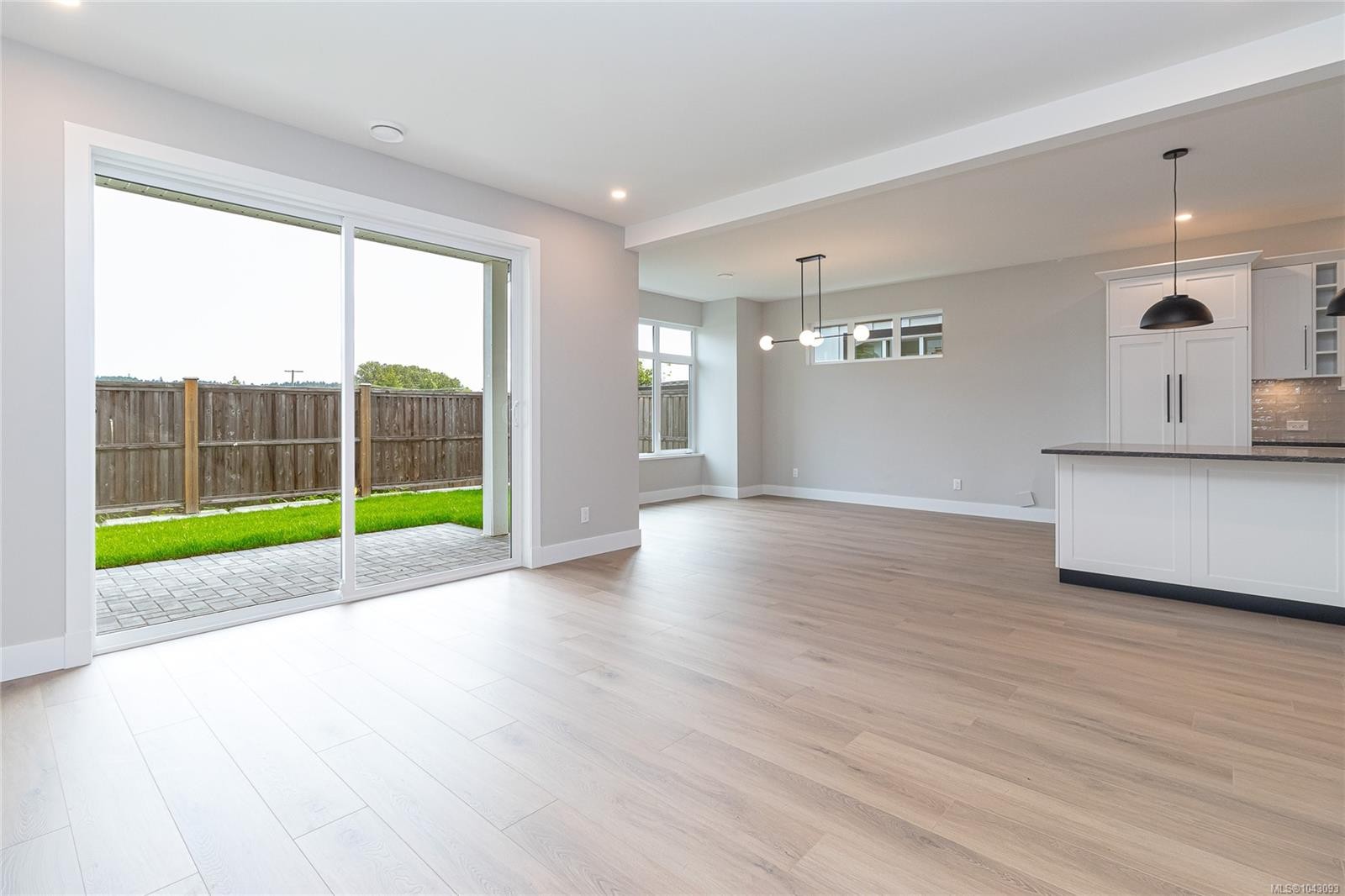 290 Seafield Rd, Colwood, BC