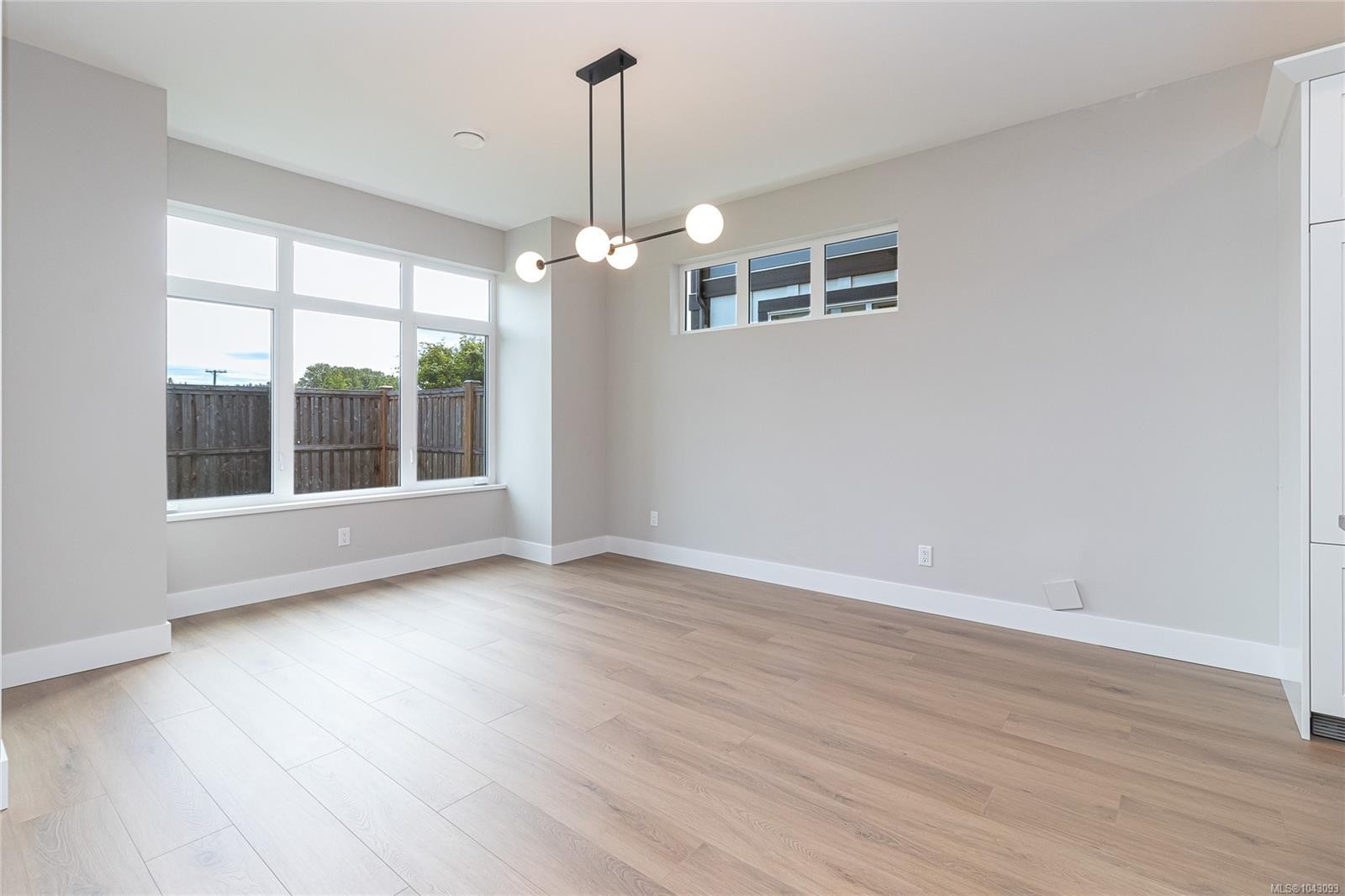 290 Seafield Rd, Colwood, BC