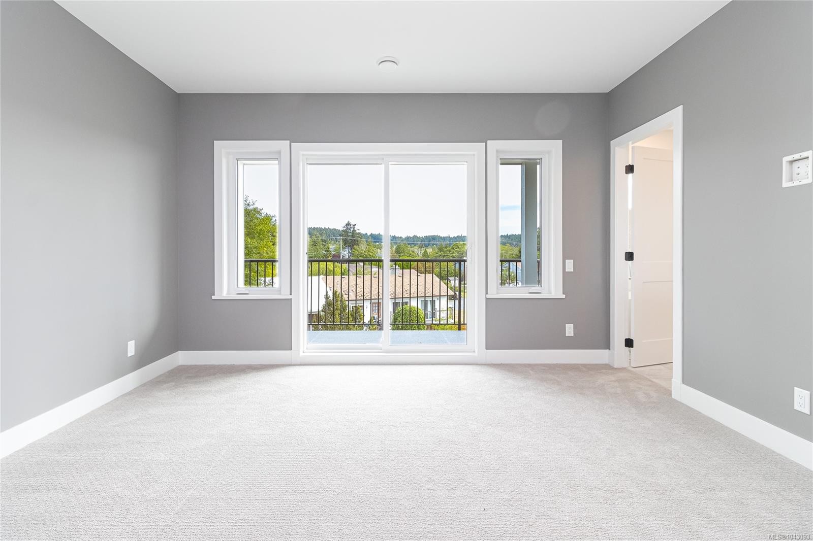 290 Seafield Rd, Colwood, BC