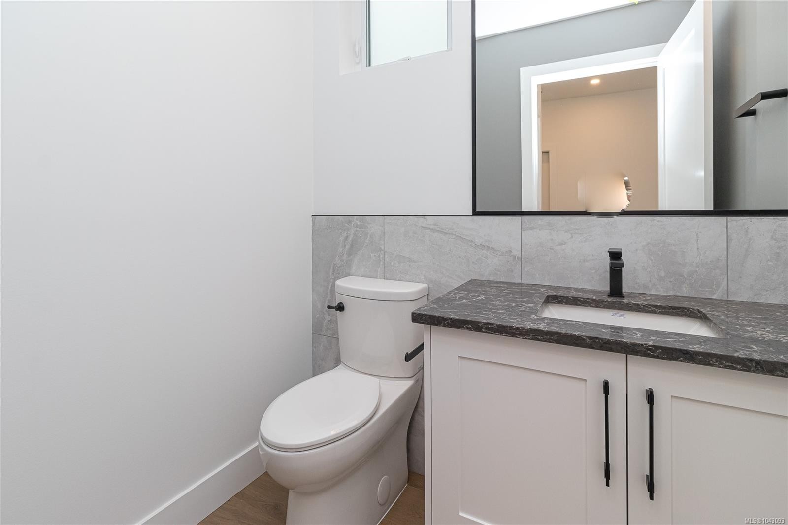 290 Seafield Rd, Colwood, BC