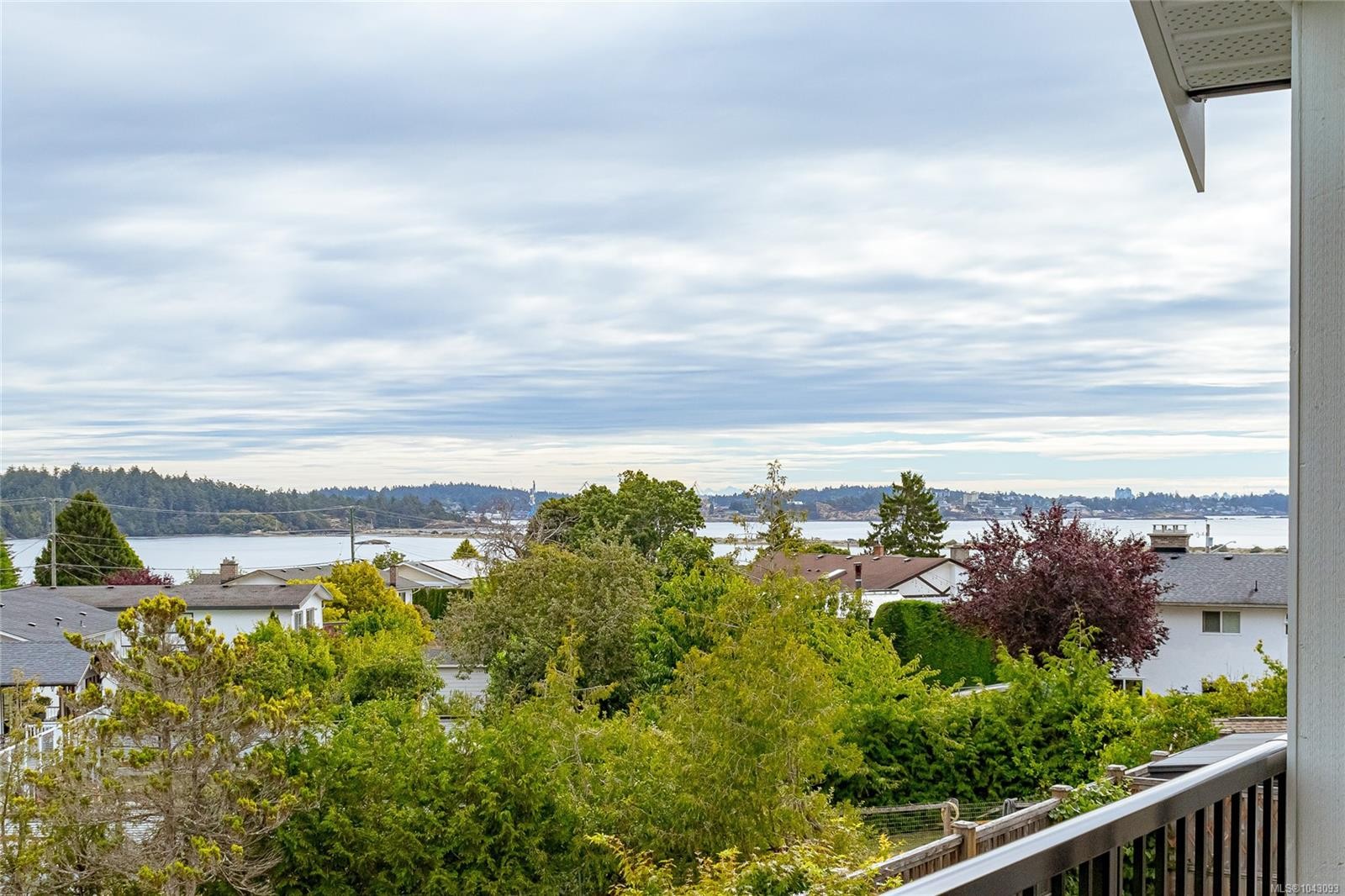 290 Seafield Rd, Colwood, BC