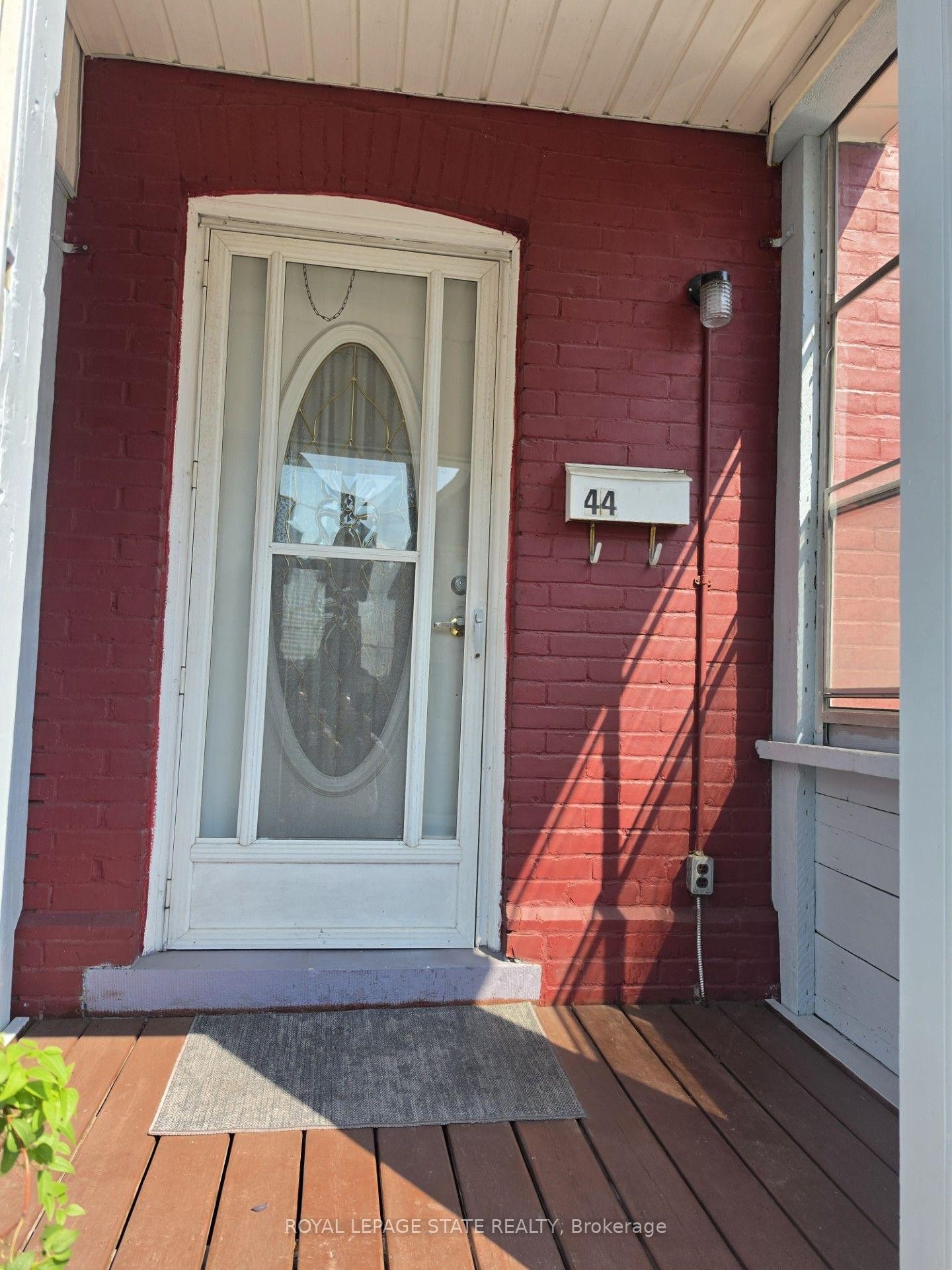 44 Arthur Avenue N, Hamilton, ON - Outdoor With Exterior