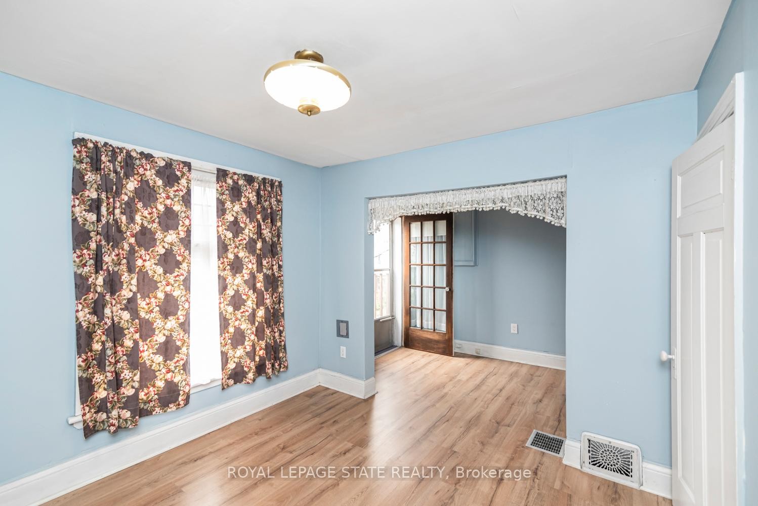 44 Arthur Avenue N, Hamilton, ON - Indoor Photo Showing Other Room