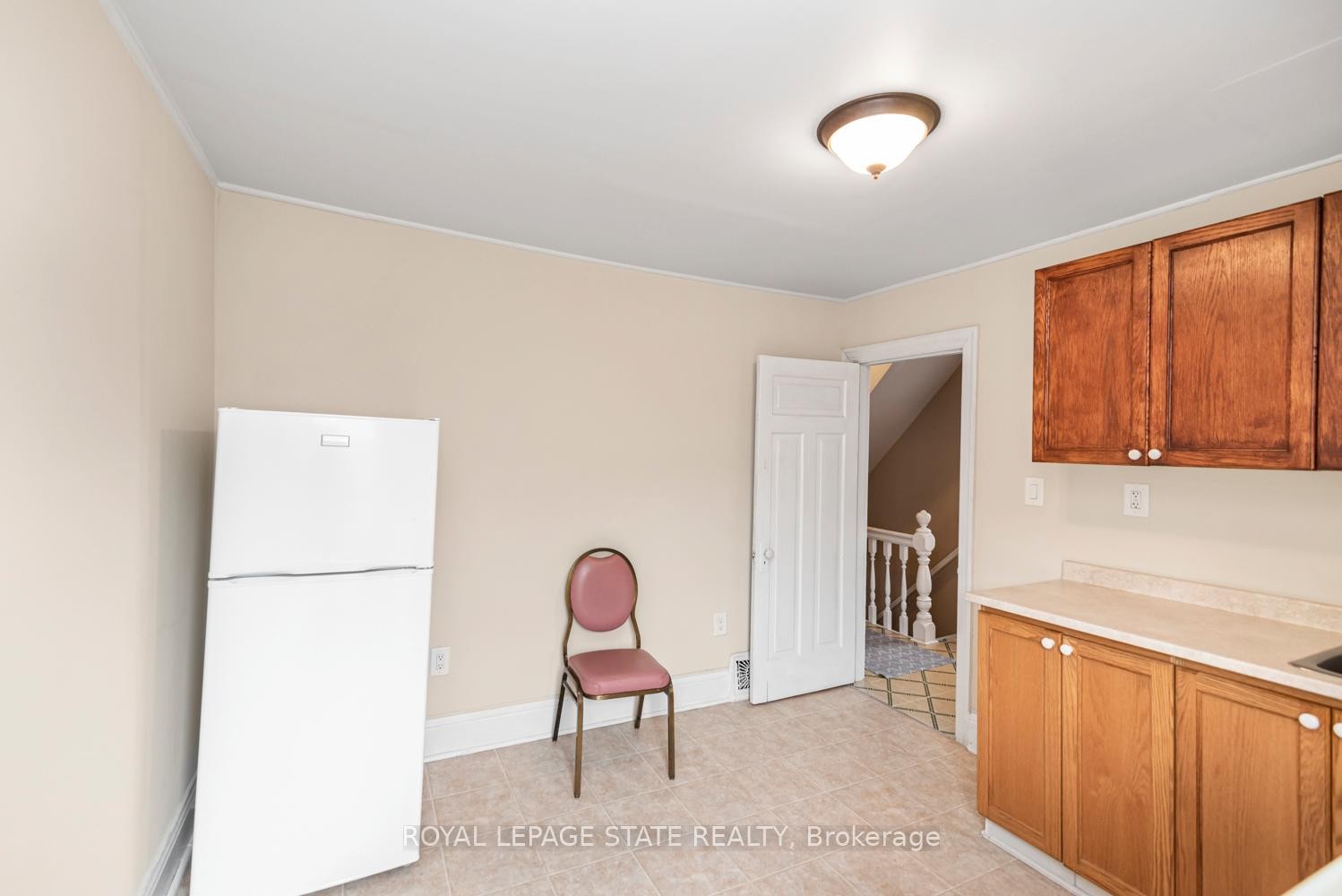 44 Arthur Avenue N, Hamilton, ON - Indoor