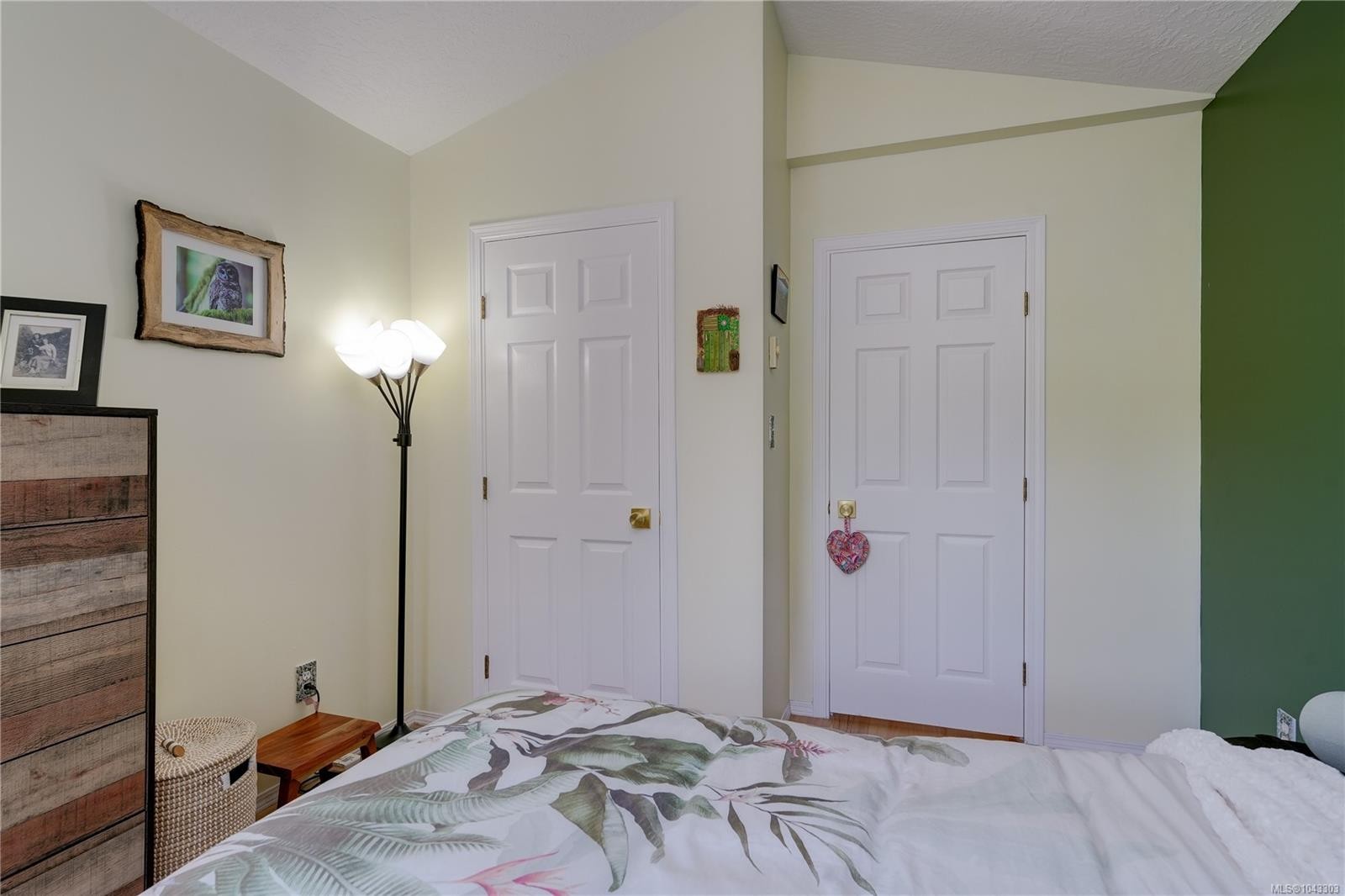 2165 Maple Ave, Sooke, BC - Indoor Photo Showing Bedroom