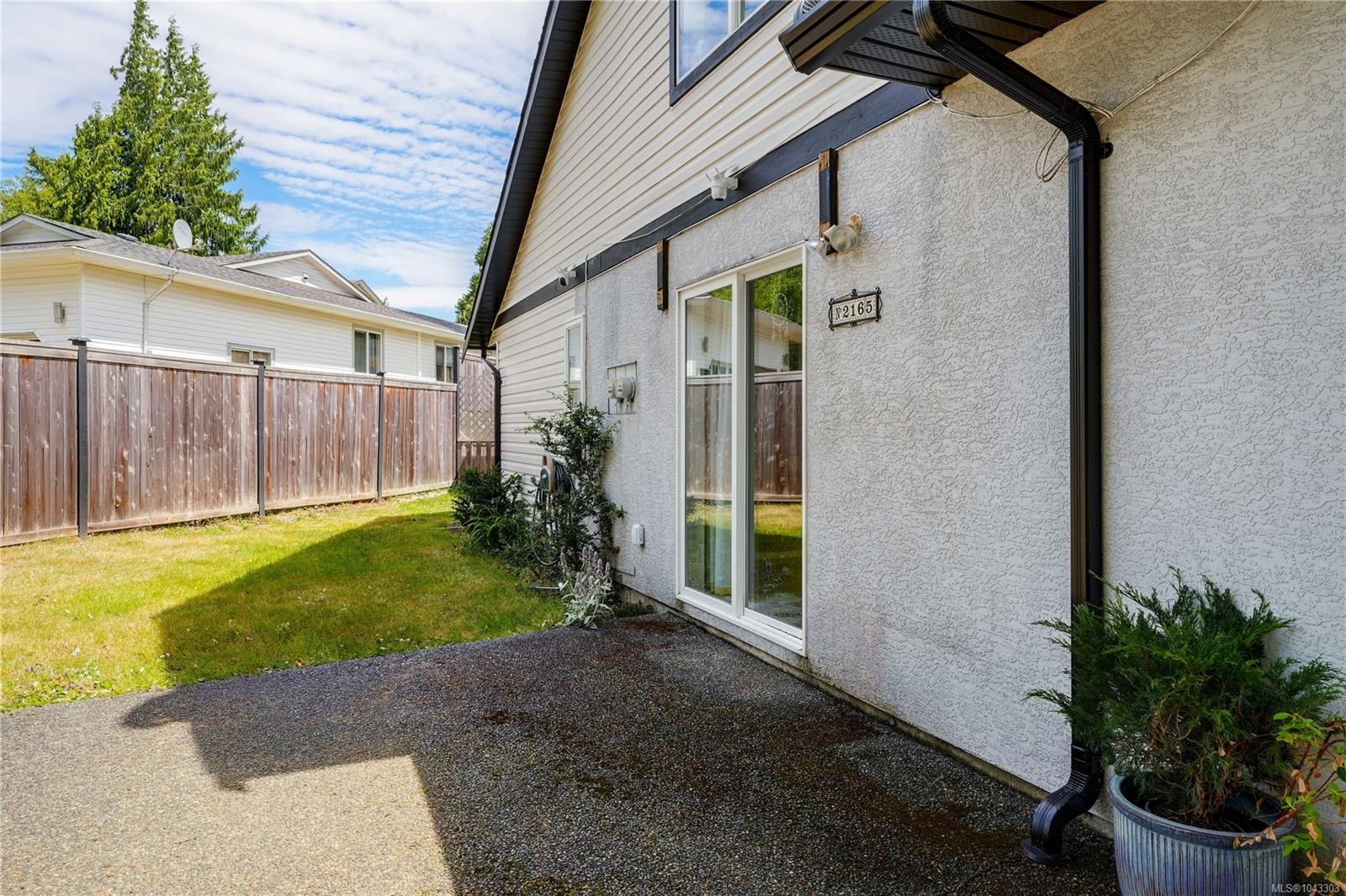 2165 Maple Ave, Sooke, BC - Outdoor