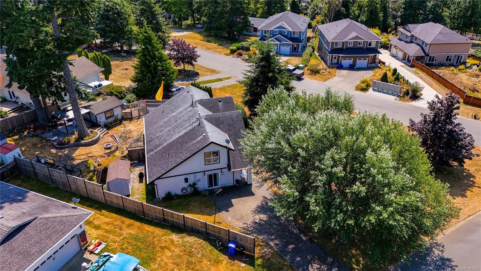 2165 Maple Ave, Sooke, BC - Outdoor