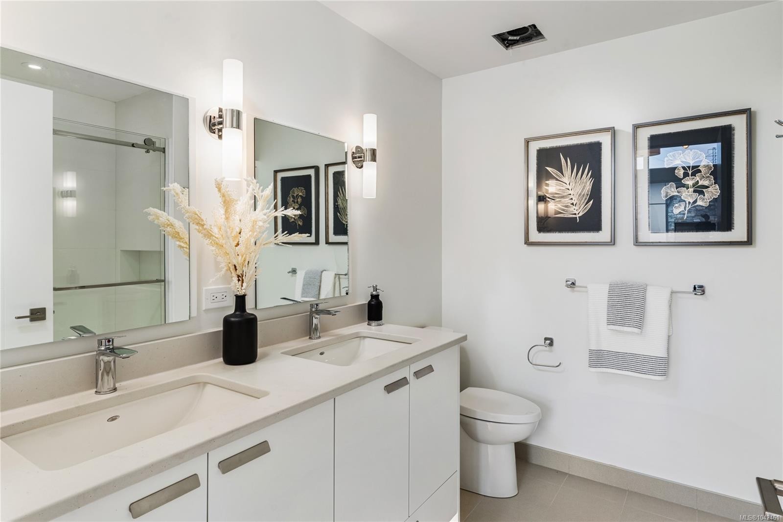 #10-4253 Dieppe Rd, Saanich, BC