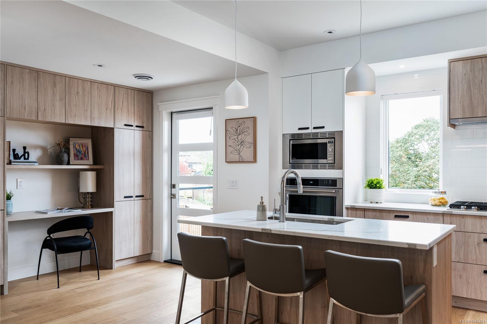 #10-4253 Dieppe Rd, Saanich, BC