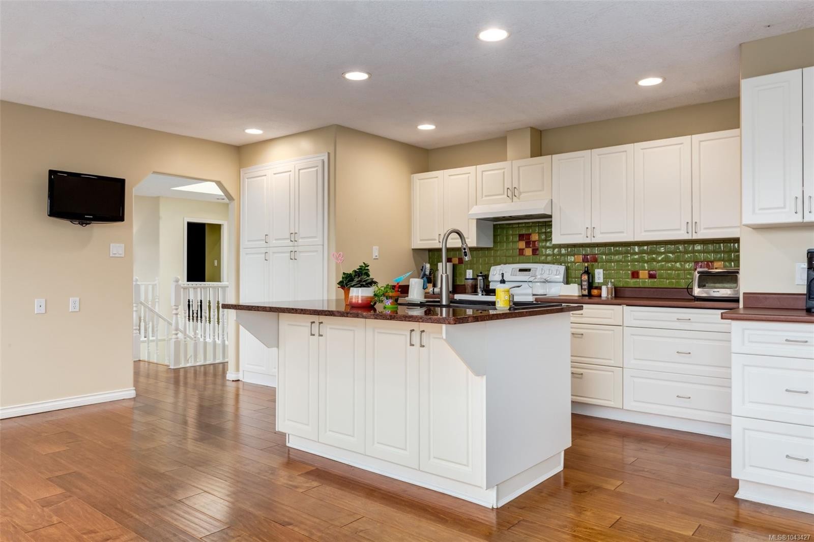 1206 Mckenzie Dr, Duncan, BC