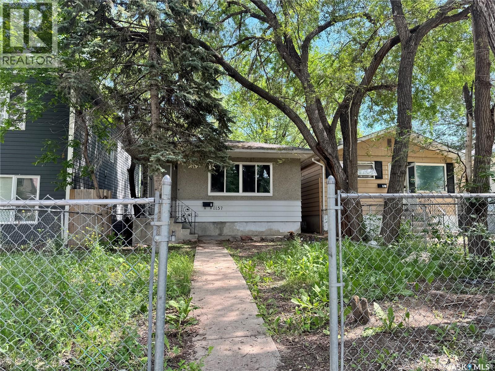 1157 Cameron Street, Regina, SK - Outdoor