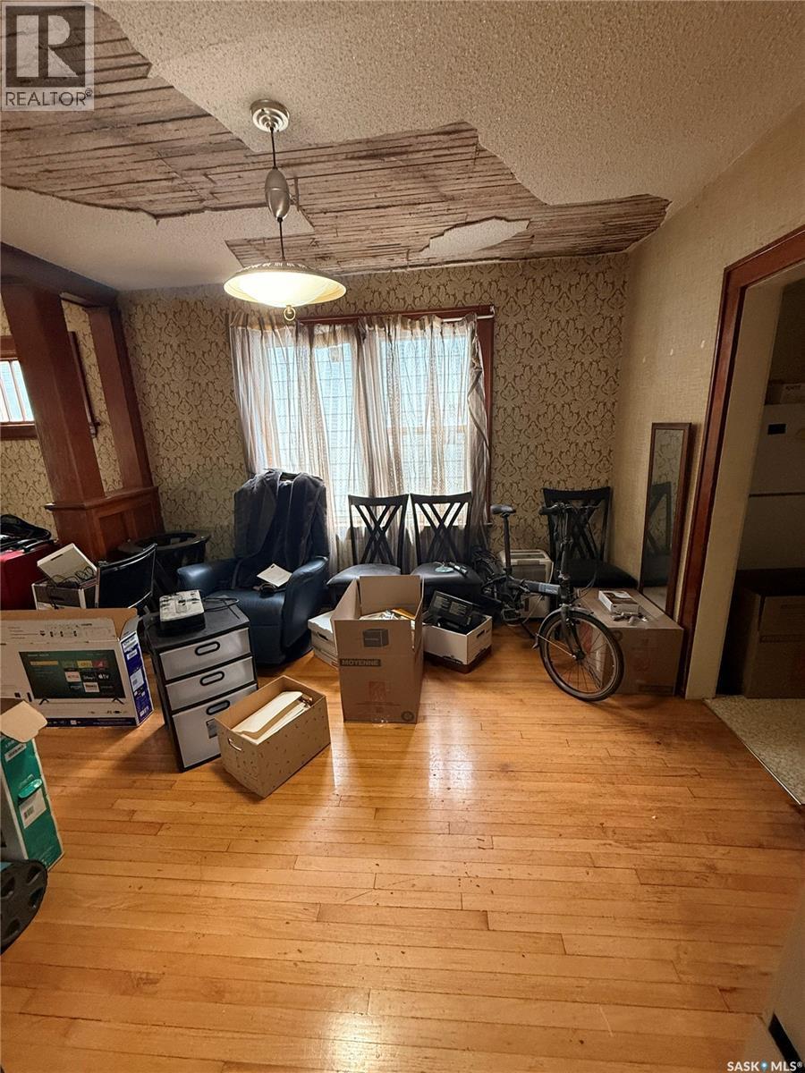 1370 Retallack Street, Regina, SK - Indoor