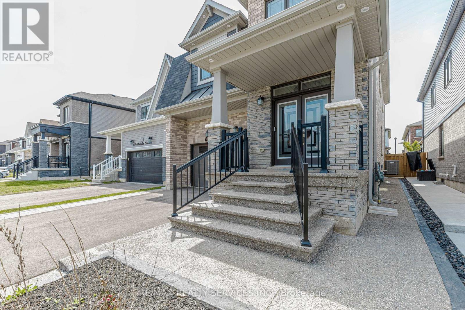 67 Malcolm Crescent, Haldimand, ON - Outdoor
