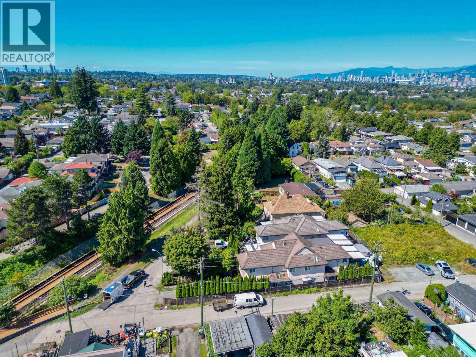 2675 Vanness Avenue, Vancouver, BC