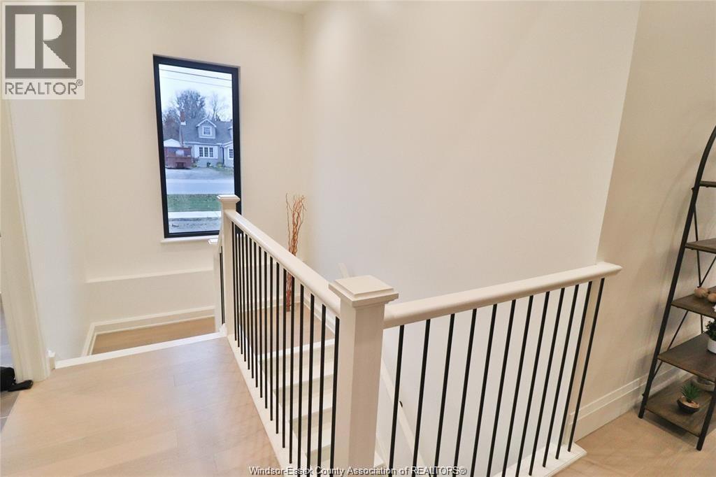 654 Lily Mac, Windsor, ON - Indoor Photo Showing Other Room