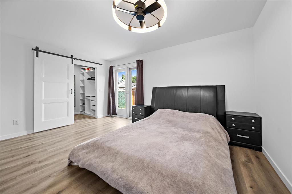 33 Maitland Drive, Winnipeg, MB - Indoor Photo Showing Bedroom