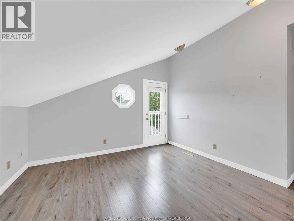2929 Donnelly, Windsor, ON - Indoor Photo Showing Other Room