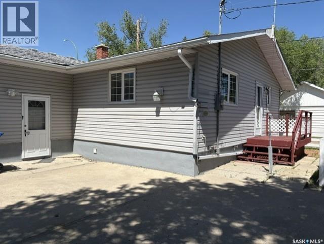 203 Argyle Street, Regina, SK - Outdoor With Exterior