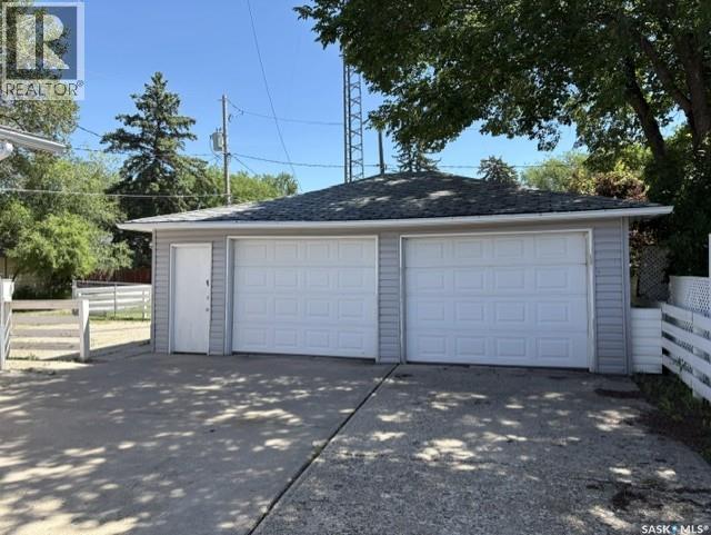 203 Argyle Street, Regina, SK - Outdoor