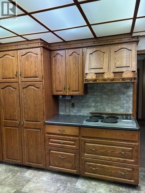 203 Argyle Street, Regina, SK - Indoor