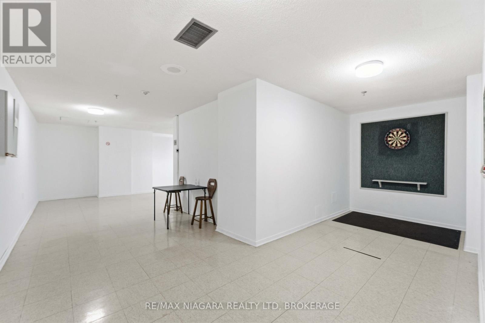 Games room - 1207 - 7 Gale Crescent, St. Catharines (E. Chester), ON - Indoor Photo Showing Other Room