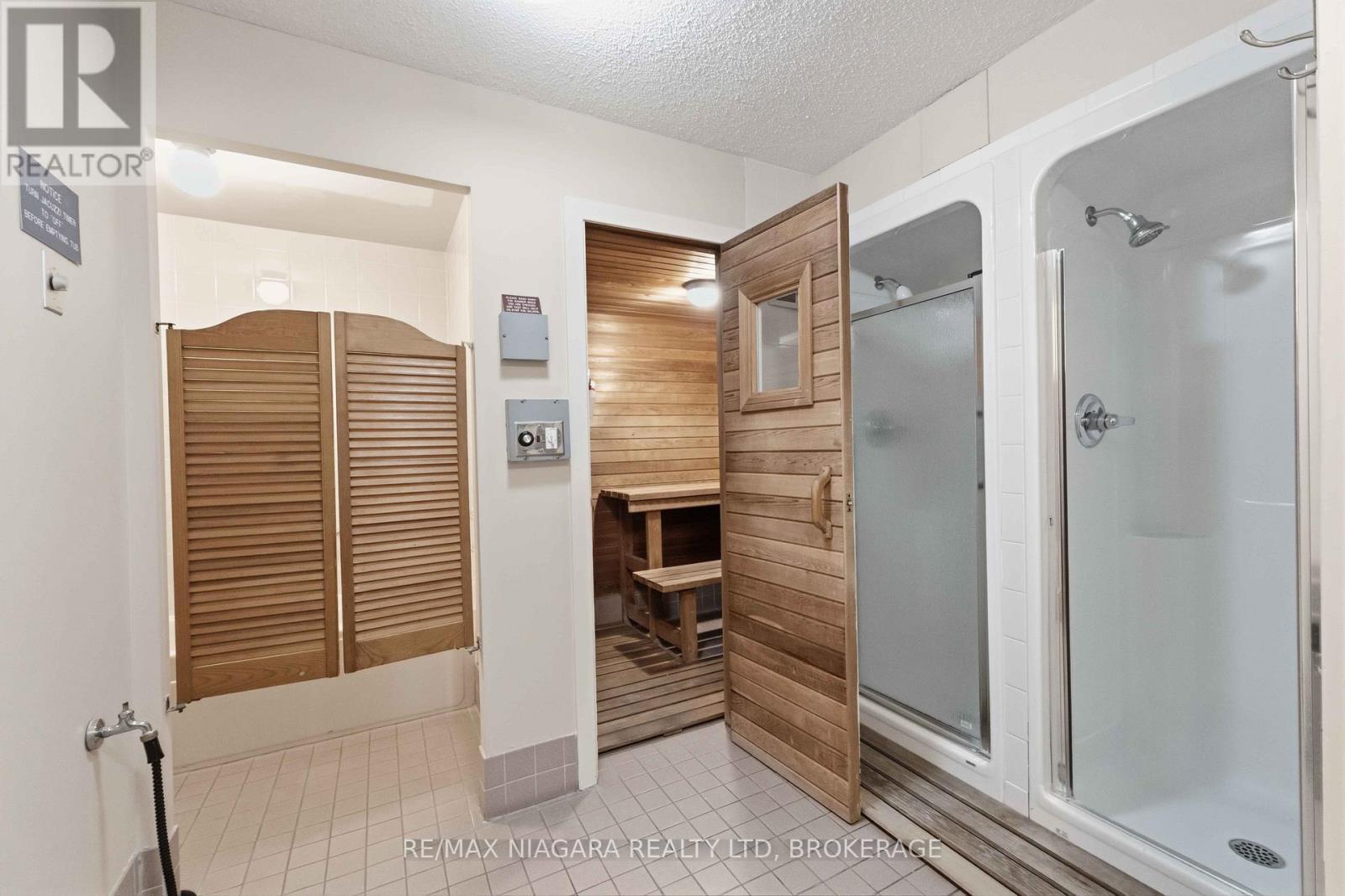Sauna - 1207 - 7 Gale Crescent, St. Catharines (E. Chester), ON - Indoor Photo Showing Bathroom