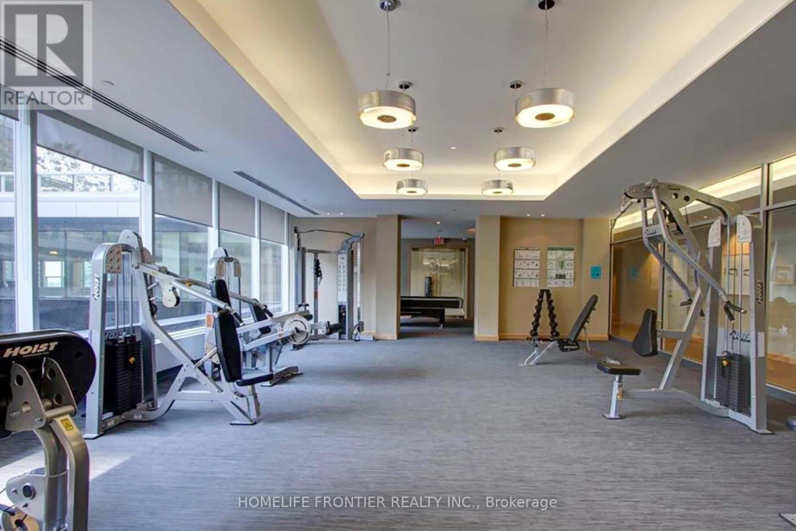 2111 - 65 Bremner Boulevard, Toronto, ON - Indoor Photo Showing Gym Room