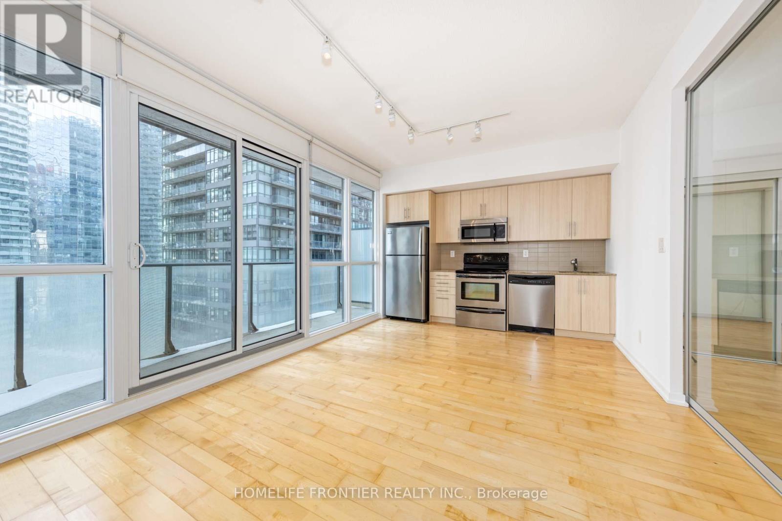 2111 - 65 Bremner Boulevard, Toronto, ON - Indoor